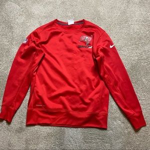 Buccaneers Game Worn long sleeve onfield apparels worn by number #33 size large